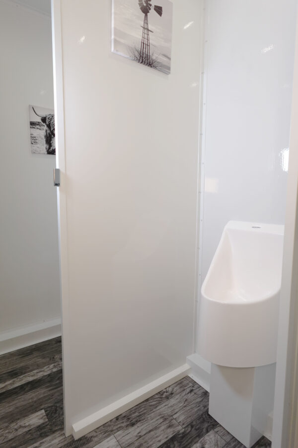 EcoComfort 4-Station Mobile Restroom