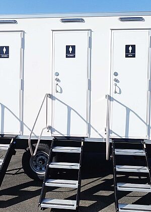 EasyGo ECO Series - 2 Station Solar Restroom Trailer